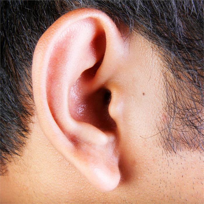 insufflazioni endotimpaniche a lecco: cosa sono, come funzionano e quando sono utili per liberare l’orecchio dal catarro